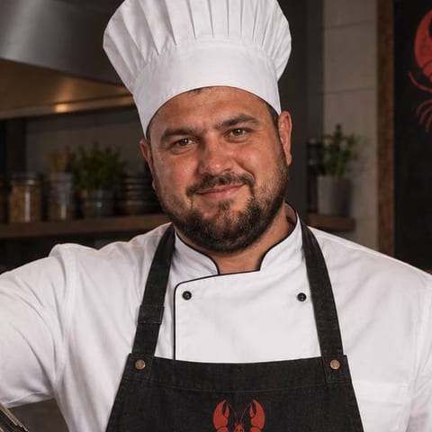 Динар, повар «Раки Татар»